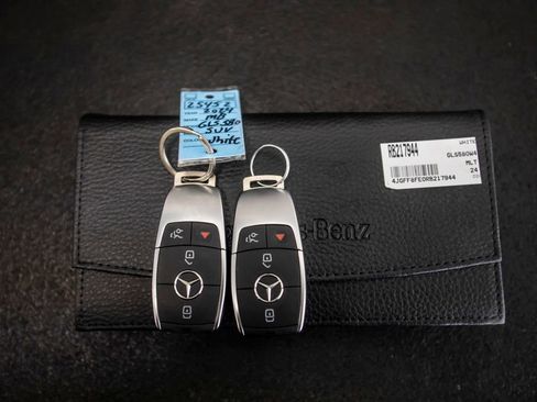 Used 2024 Mercedes-Benz GLS 580 GLS 580 image 54