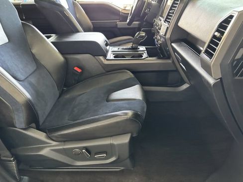 Used 2019 Ford F150 Raptor w/ Equipment Group 802A Luxury AWD/4WD image 8