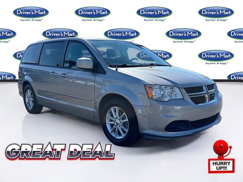 Used 2016 Dodge Grand Caravan SXT image 1
