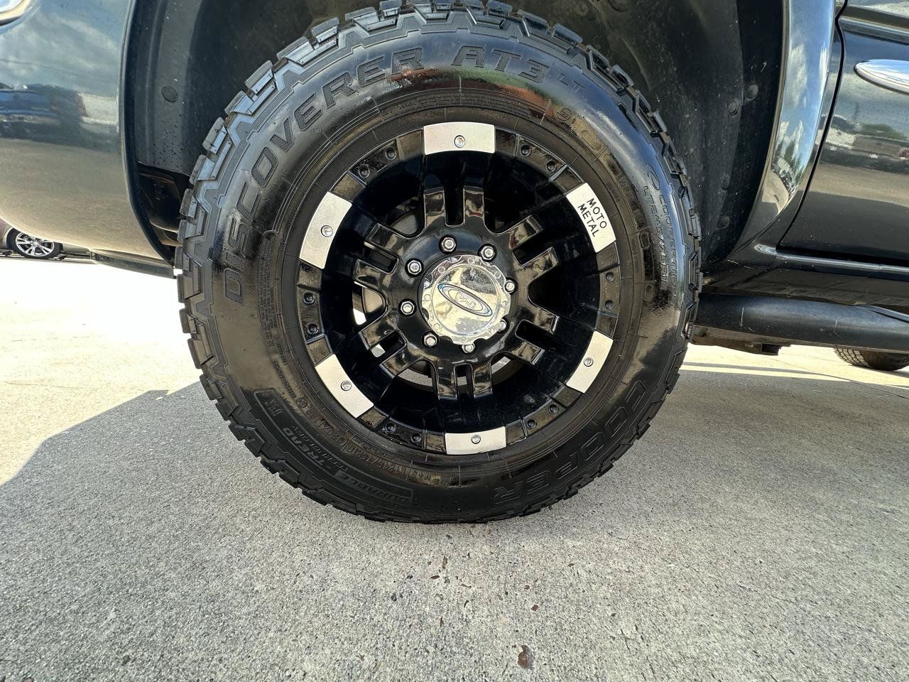 Used 2005 GMC Sierra 2500 SLE w/ Heavy-Duty Power Package AWD/4WD image 18