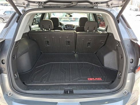 Used 2020 GMC Terrain SLE w/ Driver Convenience Package image 29