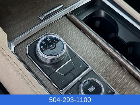Used 2024 Ford Expedition Limited AWD/4WD image 19