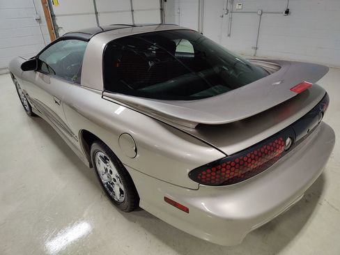Used 2000 Pontiac Firebird Formula w/ Security Pkg image 20