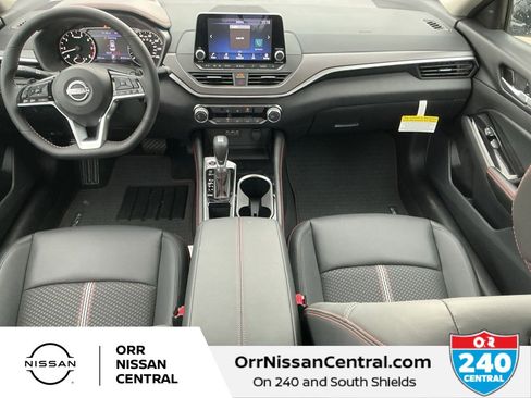 New 2025 Nissan Altima 2.5 SR image 15