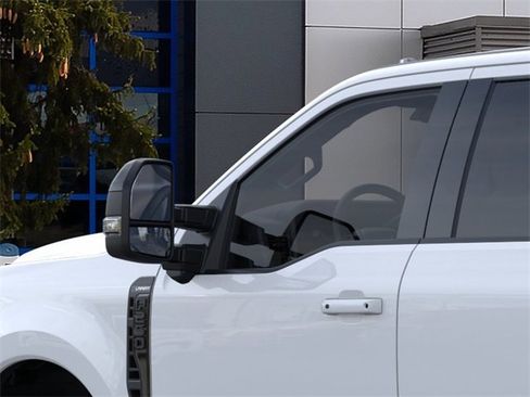 New 2026 Ford F250 Lariat w/ Black Appearance Package image 20