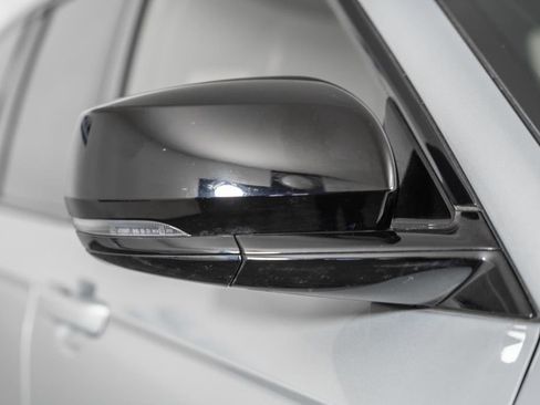 Used 2024 Jeep Grand Cherokee Altitude image 15