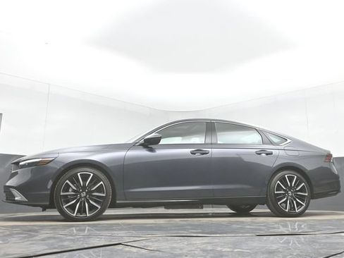 Used 2025 Honda Accord Touring image 45