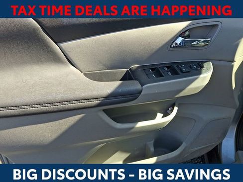 Used 2016 Honda Odyssey EX-L image 12