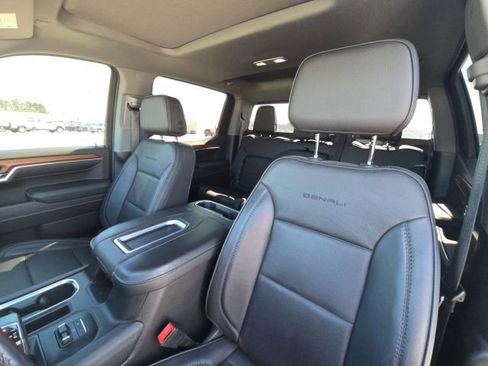 Used 2022 GMC Sierra 1500 Denali image 24
