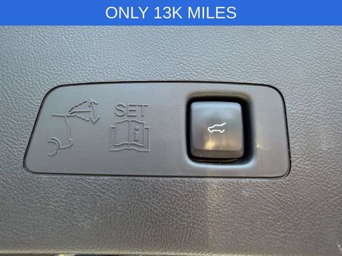 Used 2025 Lincoln Corsair Reserve w/ Jet Appearance Package AWD/4WD image 8