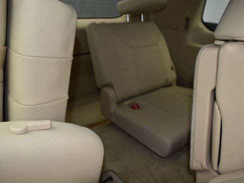 Used 2017 Lexus LX 570 4WD image 23