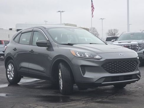 Used 2022 Ford Escape S image 15