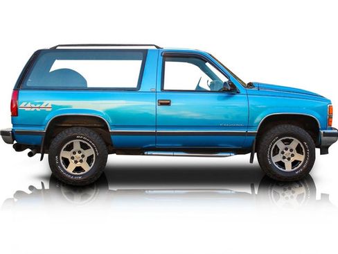 Used 1993 Chevrolet Blazer 4WD image 2