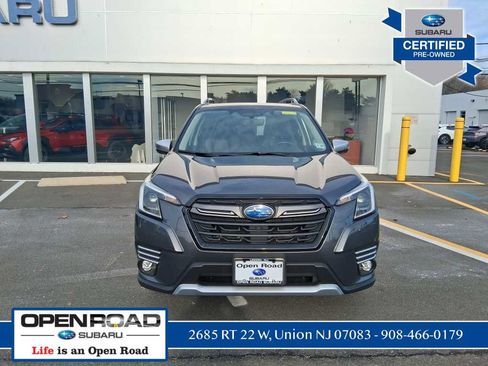 Used 2023 Subaru Forester Touring image 2