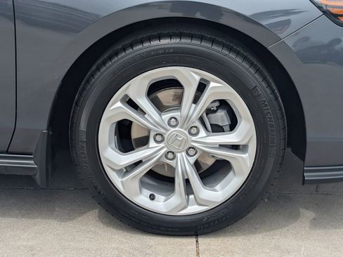 Used 2025 Honda Accord LX image 7