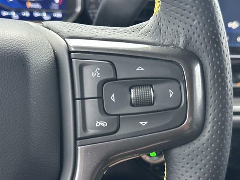 Used 2024 Chevrolet Silverado 2500 ZR2 w/ Technology Package AWD/4WD image 31