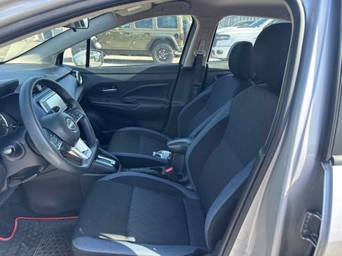 Used 2024 Nissan Versa SV FWD image 9