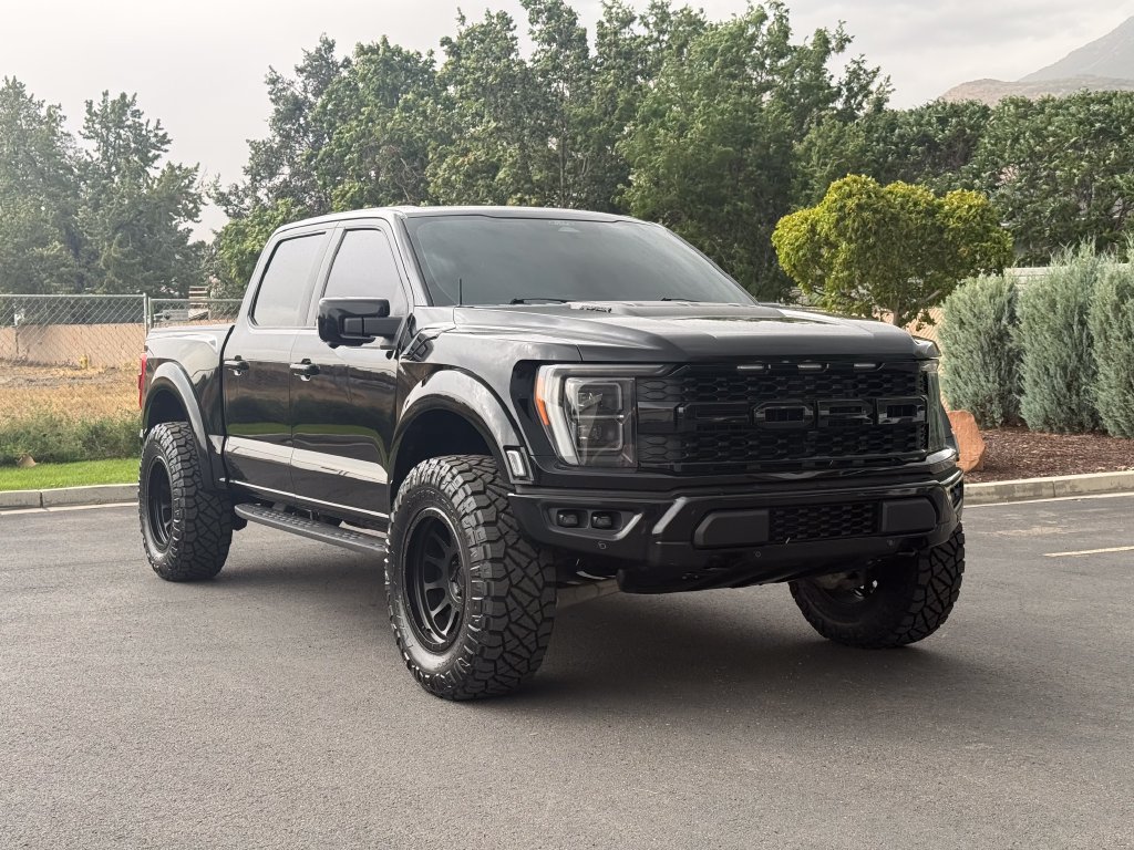 Used 2022 Ford F150 Raptor w/ Equipment Group 801A High AWD/4WD image 1