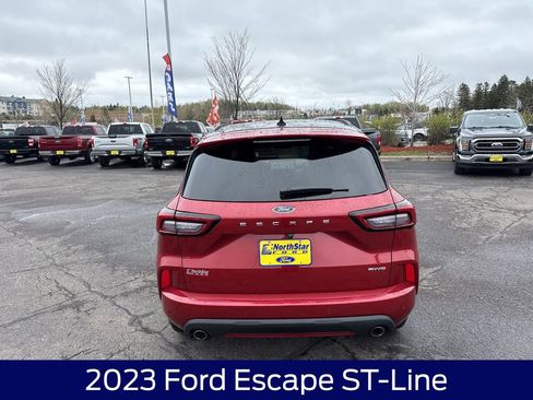 Used 2023 Ford Escape ST-Line w/ Tech Pack #1 AWD/4WD image 8