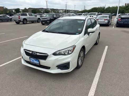 Used 2017 Subaru Impreza 2.0i Premium image 1