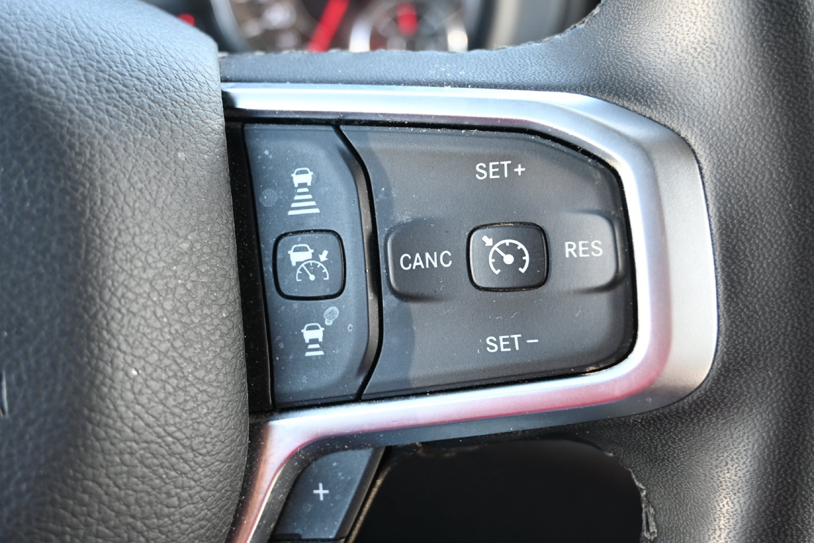 Used 2025 RAM 1500 Big Horn AWD/4WD image 10