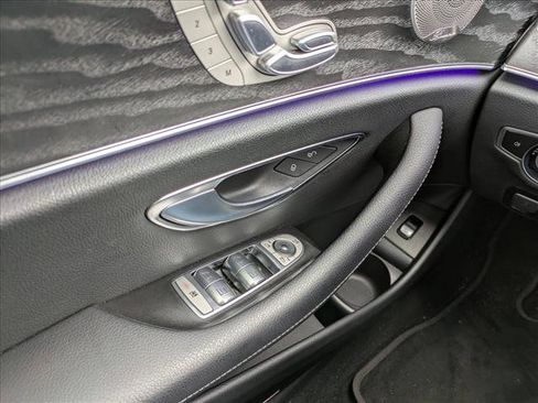 Used 2021 Mercedes-Benz E 350 Sedan image 17