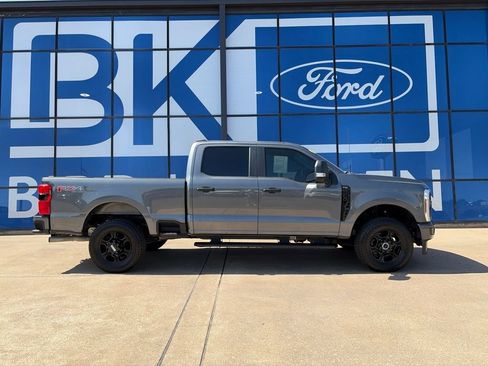 Used 2026 Ford F250 XL w/ STX Appearance Package AWD/4WD image 8