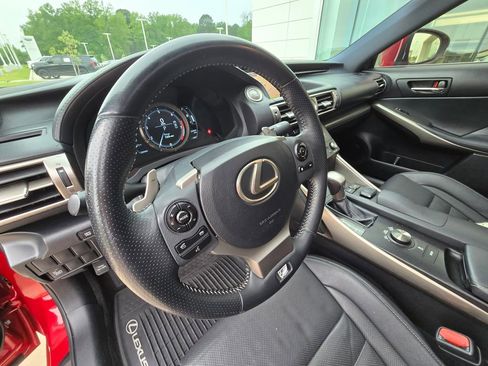 Used 2015 Lexus IS 350 w/ F-Sport Package RWD image 14