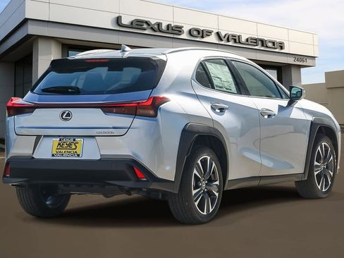 New 2026 Lexus UX 300h FWD image 8
