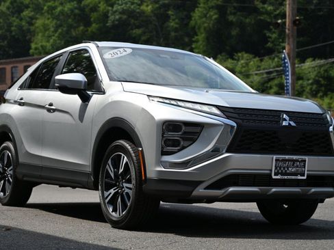 Used 2024 Mitsubishi Eclipse Cross SE AWD/4WD image 8