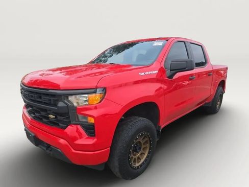 Used 2022 Chevrolet Silverado 1500 Custom AWD/4WD image 1