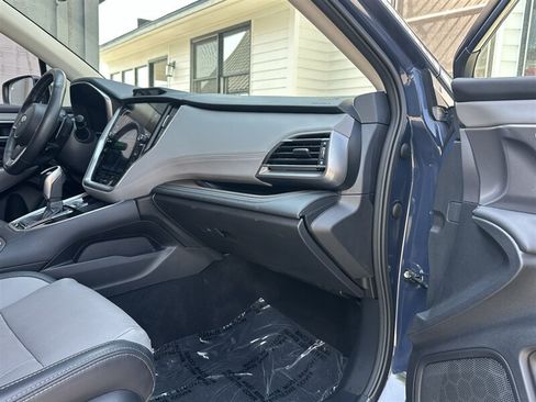 Used 2024 Subaru Outback Limited XT AWD/4WD image 25