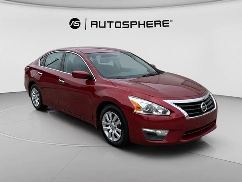 Used 2015 Nissan Altima 2.5 S w/ Power Driver Seat Package FWD image 12