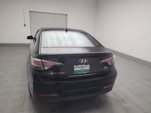 Used 2016 Hyundai Sonata Plug-In Hybrid image 6