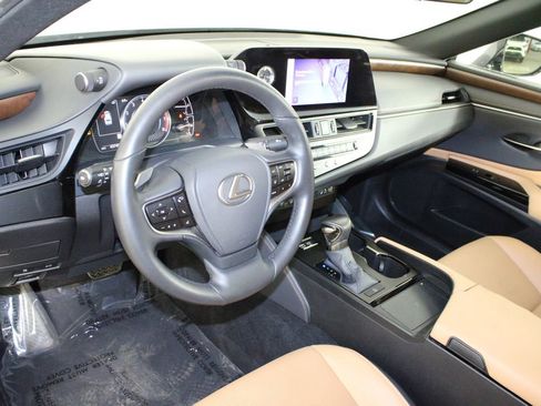 Used 2024 Lexus ES 350 w/ Premium Package image 21