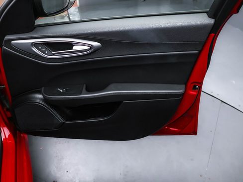 Used 2024 Alfa Romeo Giulia Ti image 35