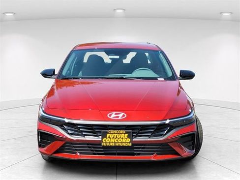 New 2025 Hyundai Elantra Sport image 2