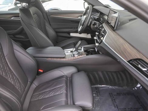 Certified 2023 BMW 530i w/ Convenience Package RWD image 13