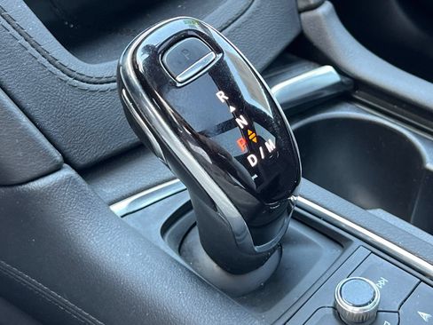 Used 2024 Cadillac XT5 Premium Luxury FWD image 30