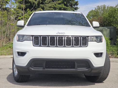 Used 2020 Jeep Grand Cherokee Laredo w/ Security & Convenience Group AWD/4WD image 11