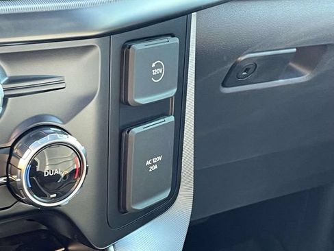 Certified 2024 Ford F150 Platinum w/ Equipment Group 702A High AWD/4WD image 33
