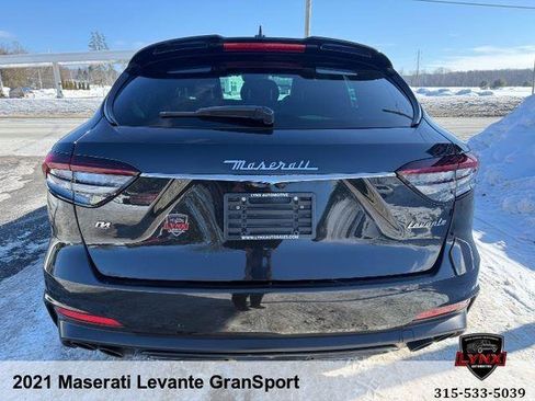 Used 2021 Maserati Levante GranSport image 4