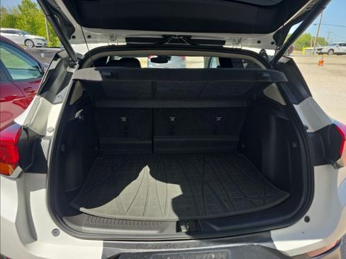 Used 2021 Buick Encore GX Essence FWD image 14