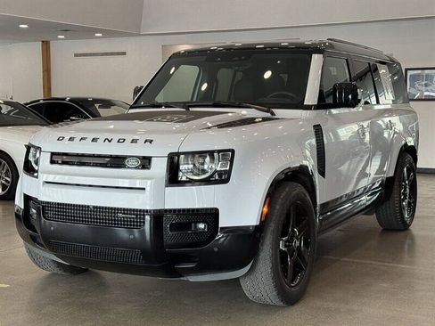 Used 2023 Land Rover Defender 130 X-Dynamic SE image 1