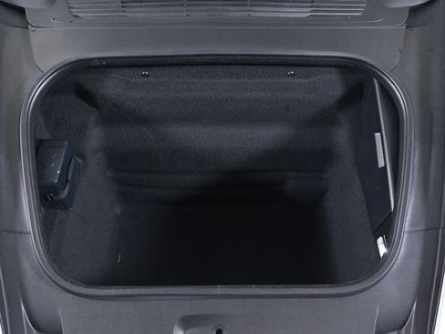 Used 2025 Porsche 911 Carrera image 27