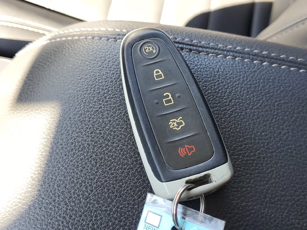Used 2015 Ford Escape Titanium AWD/4WD image 30