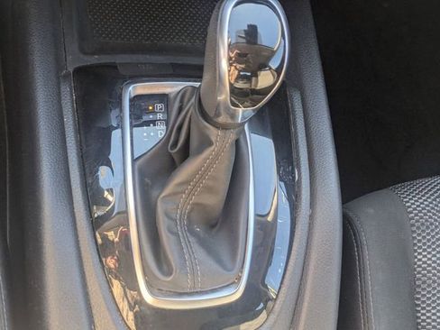 Used 2022 Nissan Rogue Sport SV image 21