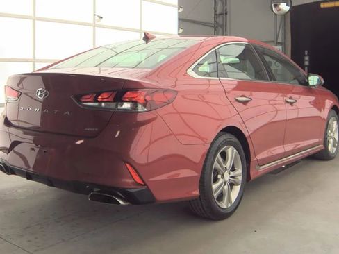 Used 2019 Hyundai Sonata Sport w/ Tech Package 03 FWD image 3