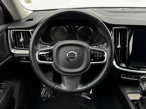 Used 2020 Volvo S60 T6 Inscription w/ Protection Package Premier image 26