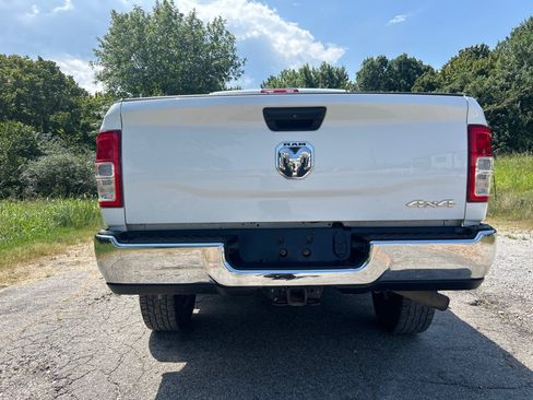 Used 2020 RAM 2500 Tradesman w/ Chrome Appearance Group AWD/4WD image 31